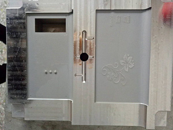 东莞模具咬花